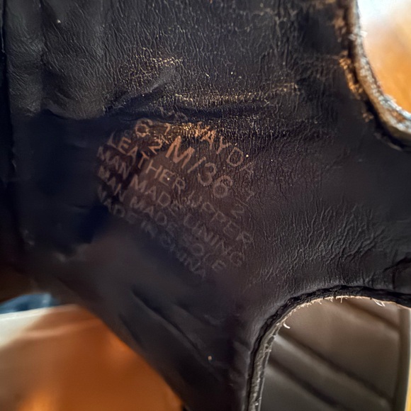 Elegant Black Peep-Toe Ankle Boots - Picture 5 of 7